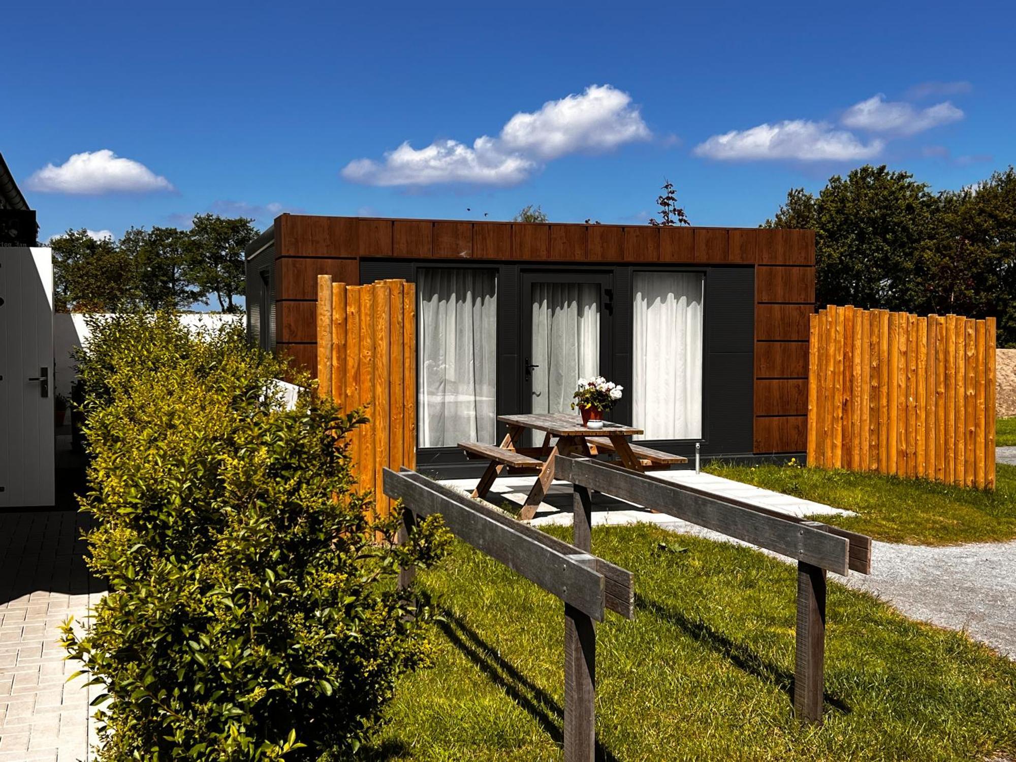 B&B Prive Tiny House Bij Zee ستيليندام المظهر الخارجي الصورة